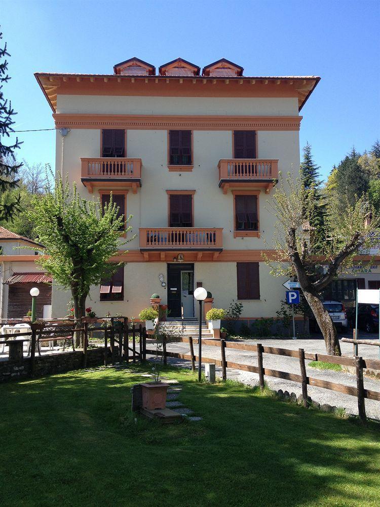 Albergo Chiara Savignone Ngoại thất bức ảnh