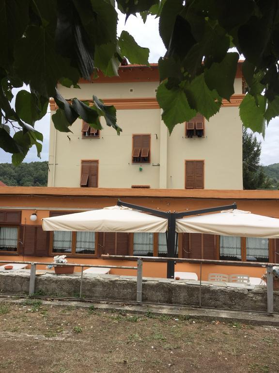 Albergo Chiara Savignone Ngoại thất bức ảnh